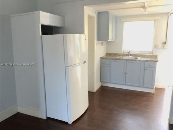 922 Old Dixie Hwy, Unit 2, Homestead, FL 33030