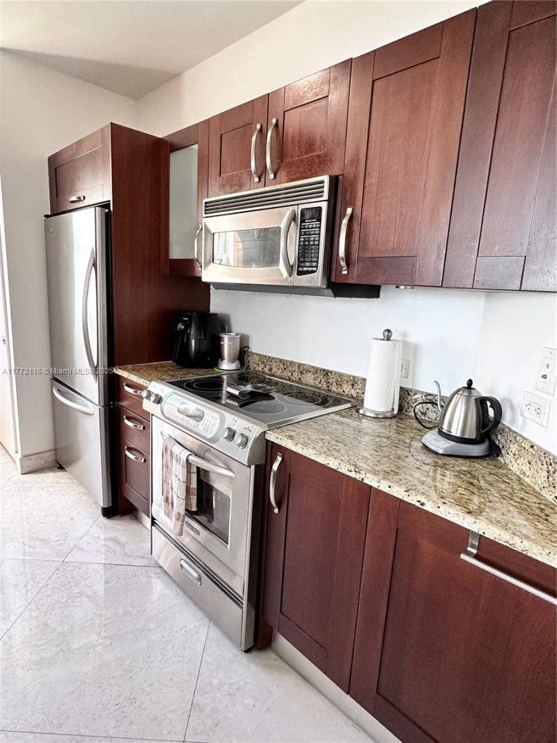 19900 E Country Club Dr, Unit 1012, Aventura, FL 33180 Photo