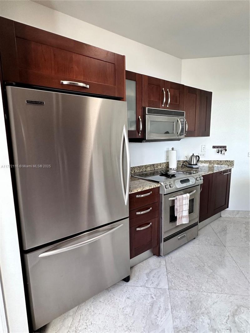 19900 E Country Club Dr, Unit 1012, Aventura, FL 33180 Photo