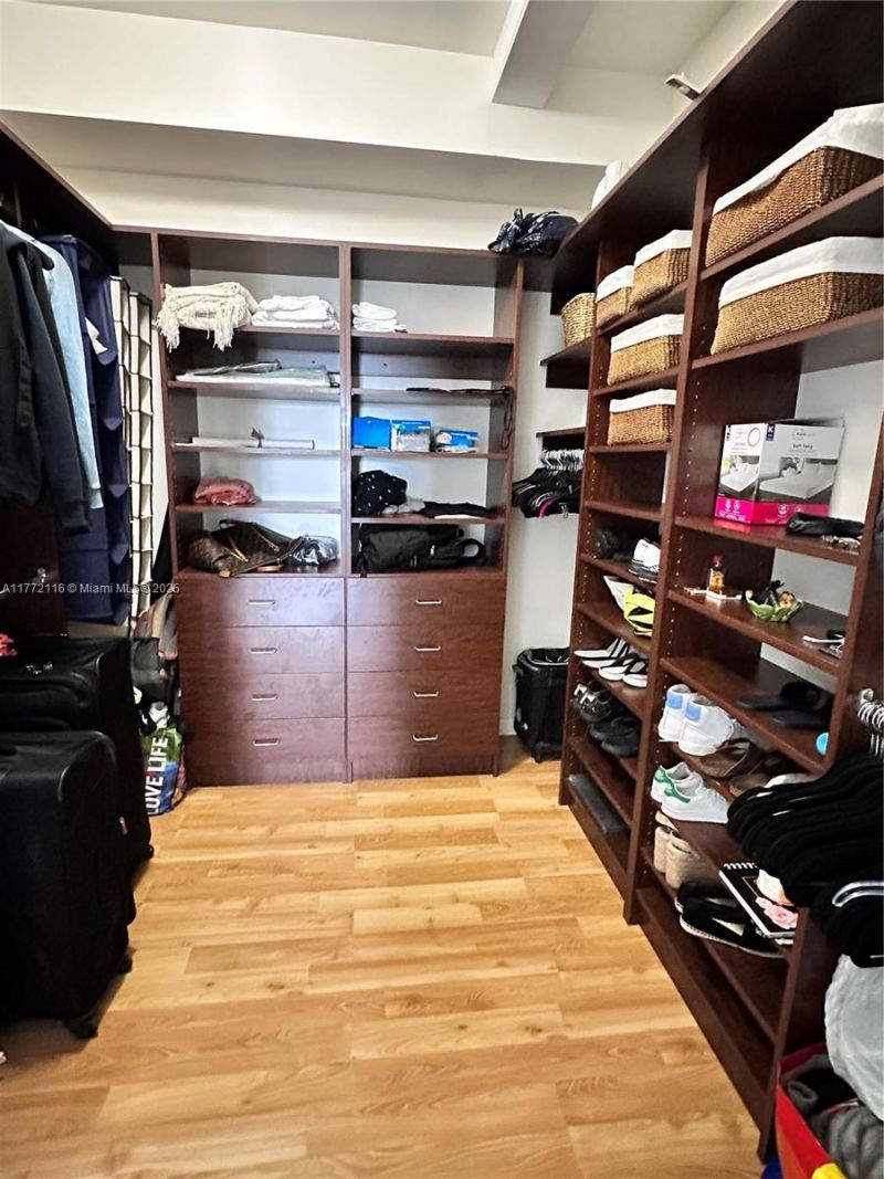 19900 E Country Club Dr, Unit 1012, Aventura, FL 33180 Photo