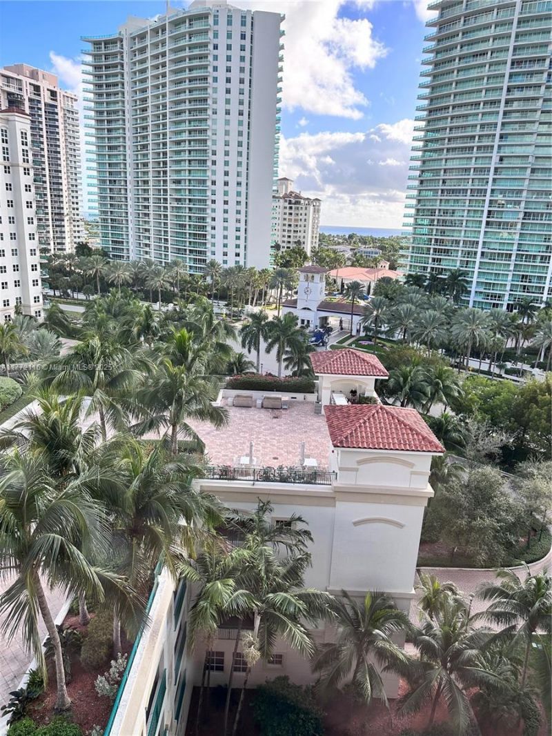 19900 E Country Club Dr, Unit 1012, Aventura, FL 33180 Photo