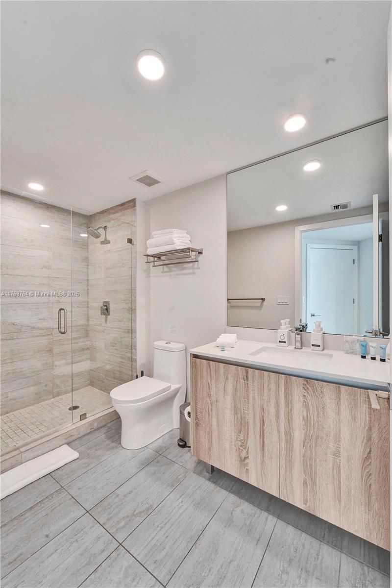 Please Call For Address, Unit S-812, Miami, FL 33137 Photo