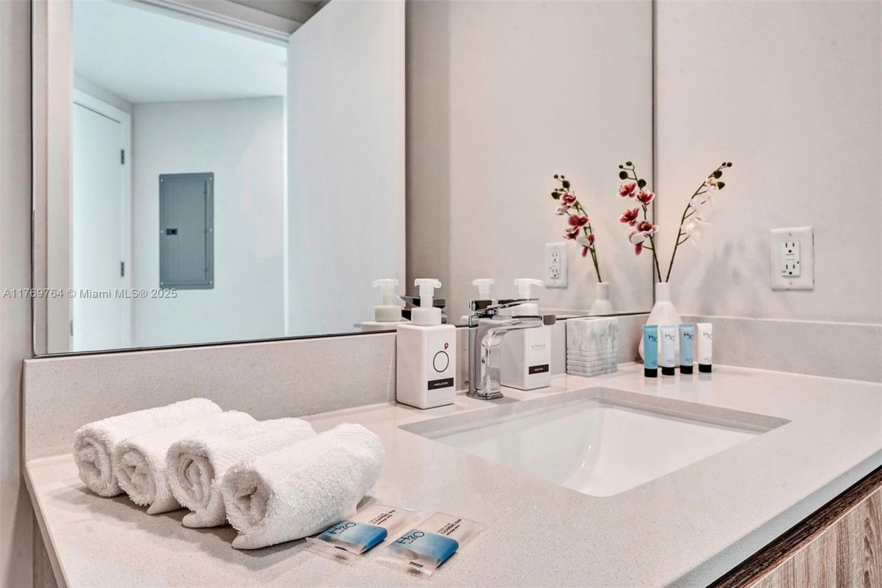 Please Call For Address, Unit S-812, Miami, FL 33137 Photo