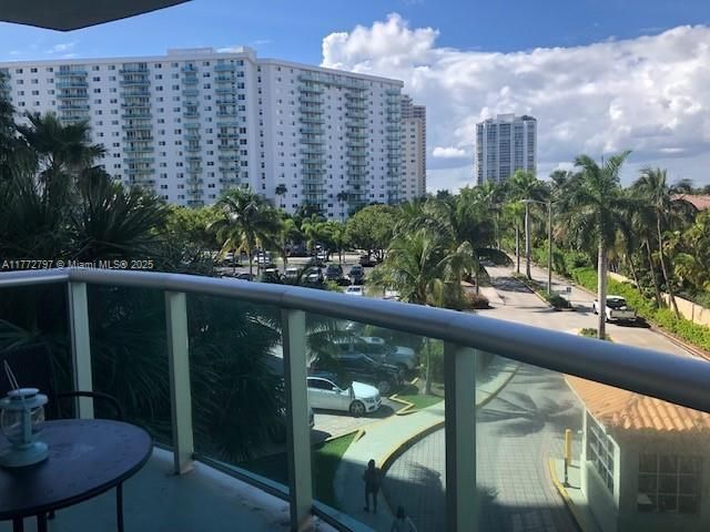 19370 Collins Ave, Unit 326, Sunny Isles Beach, FL 33160 Photo