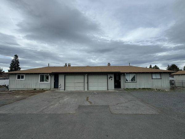 21130 SE Reed Market Road, Bend, OR 97702