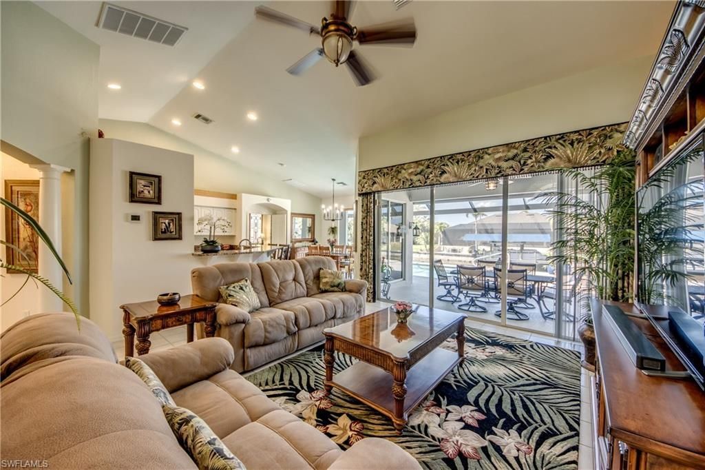 3914 SW 17th Ave, Cape Coral, FL 33914 Photo