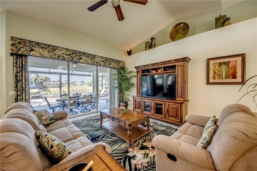 3914 SW 17th Ave, Cape Coral, FL 33914 Photo