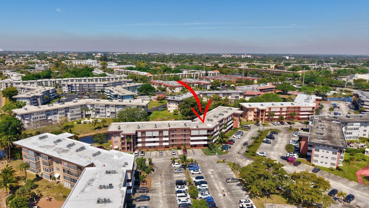 2951 NW 46th Avenue, Unit 403, Lauderdale Lakes, FL 33313 Photo