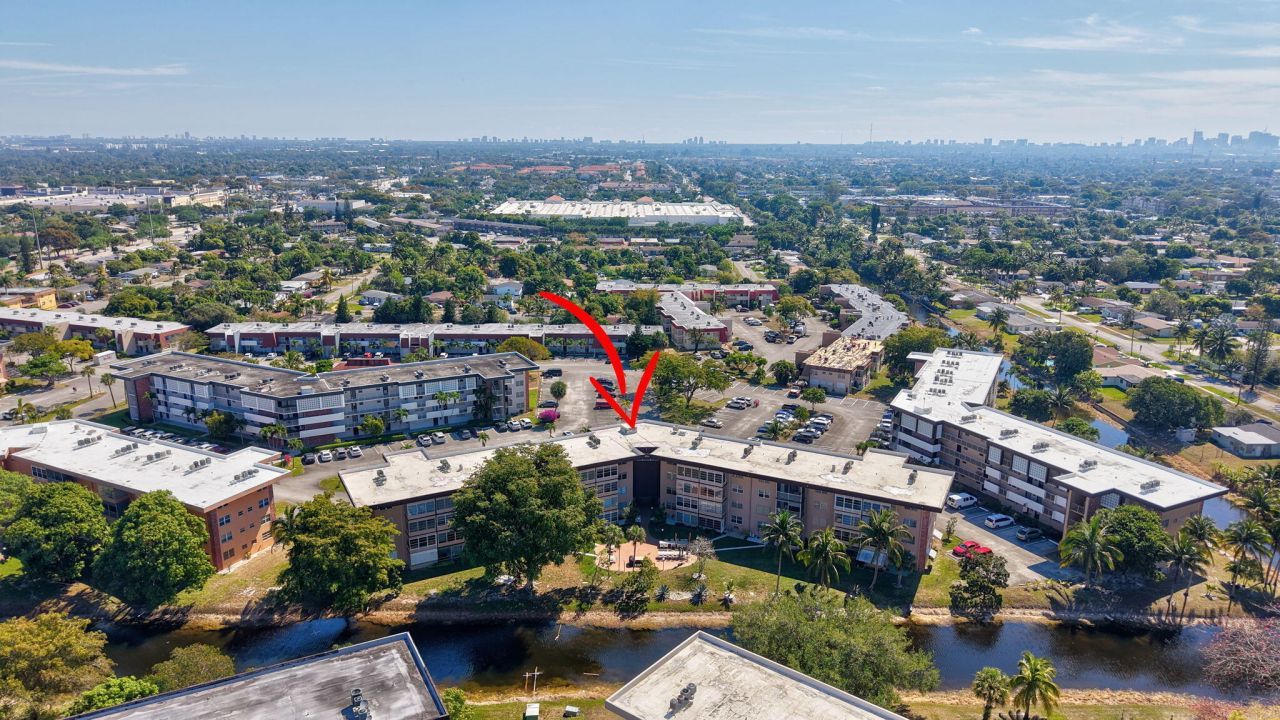 2951 NW 46th Avenue, Unit 403, Lauderdale Lakes, FL 33313 Photo