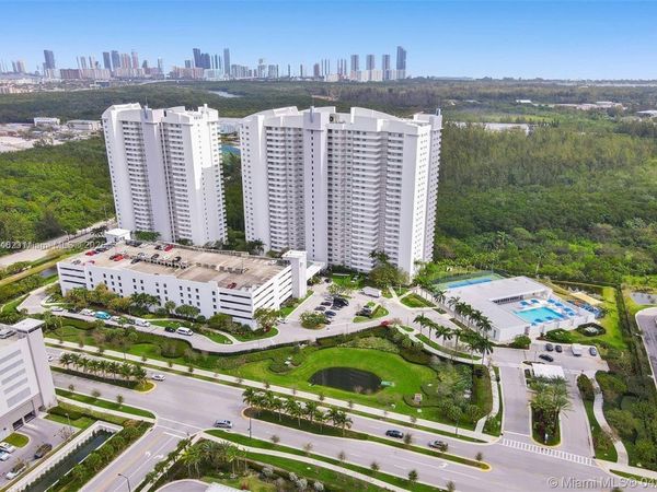 14951 Royal Oaks Ln, Unit 1604, North Miami, FL 33181