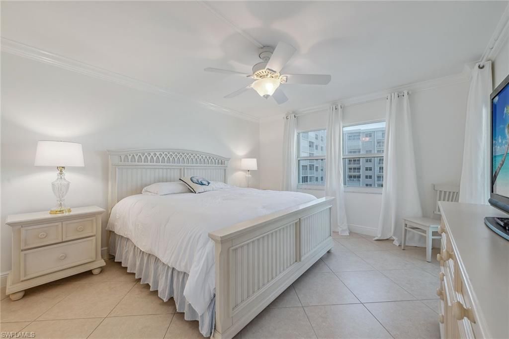 3443 Gulf Shore Blvd N, Unit 403, Naples, FL 34103 Photo