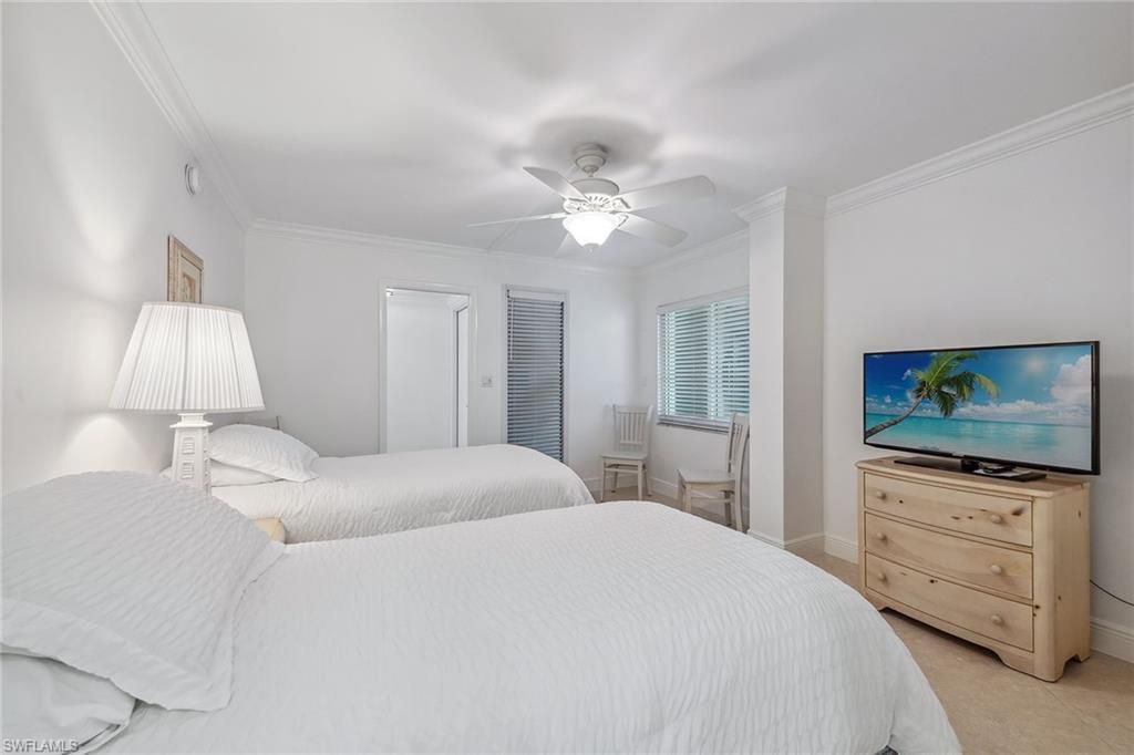 3443 Gulf Shore Blvd N, Unit 403, Naples, FL 34103 Photo