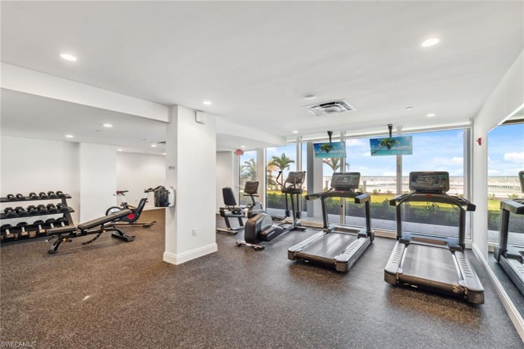 3443 Gulf Shore Blvd N, Unit 403, Naples, FL 34103 Photo