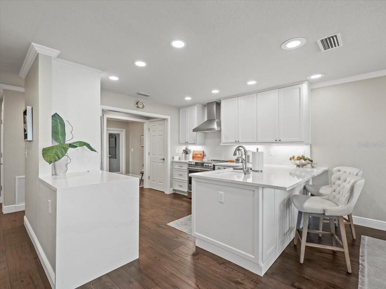 2087 Edgewater Drive, Unit C, Clearwater, FL 33755 Photo
