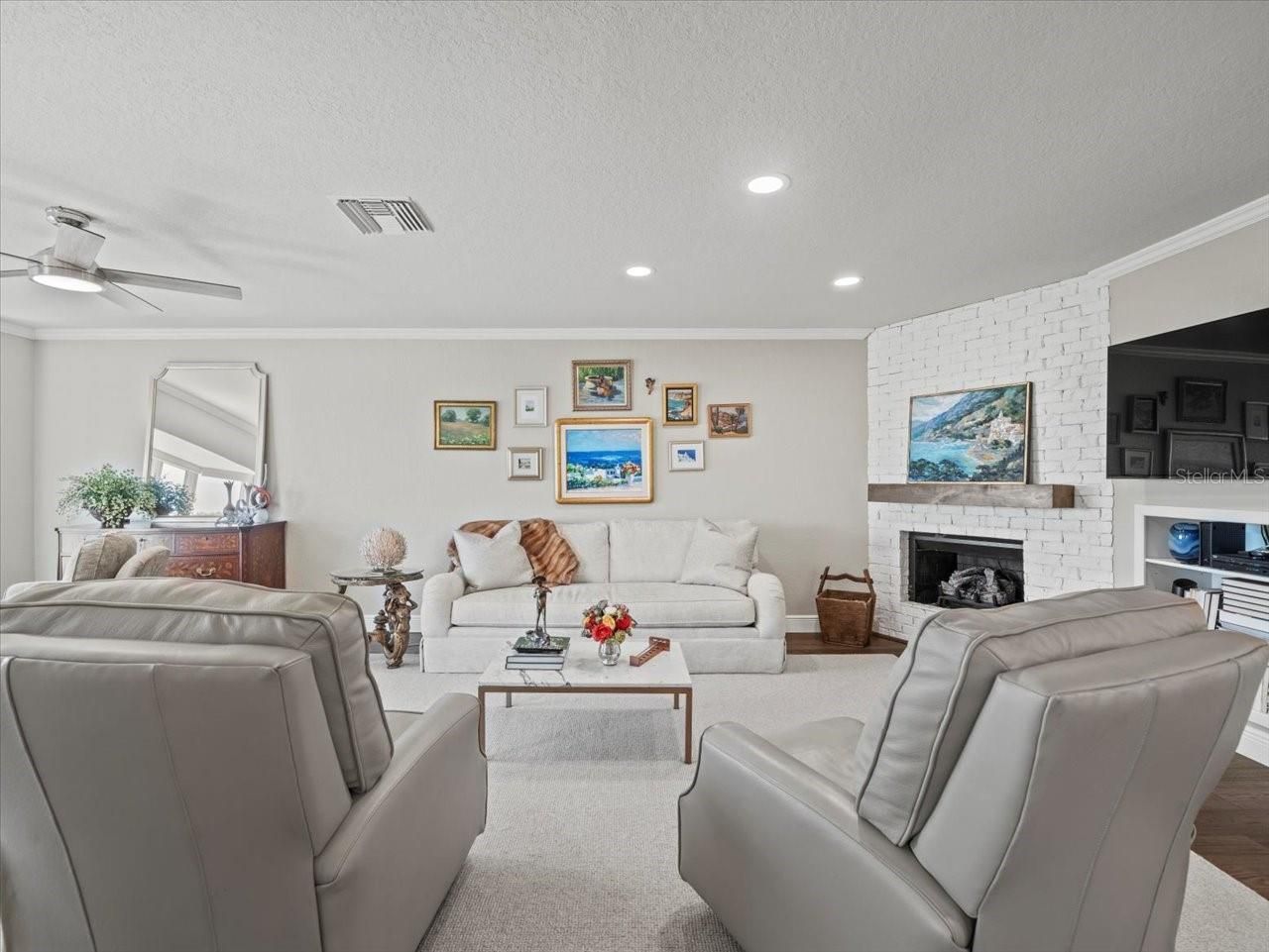 2087 Edgewater Drive, Unit C, Clearwater, FL 33755 Photo