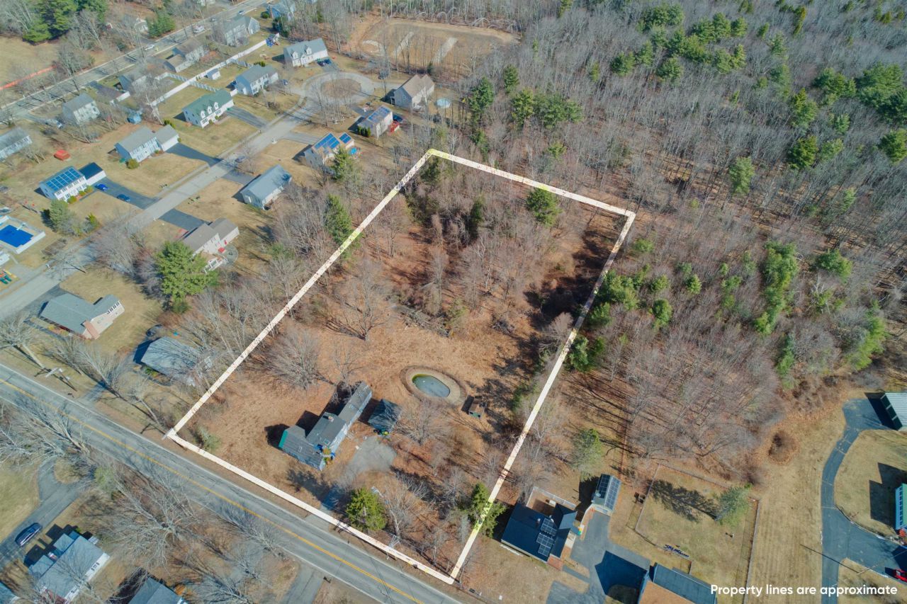 524 Salmon Falls Road, Rochester, NH 03868 Main Photo