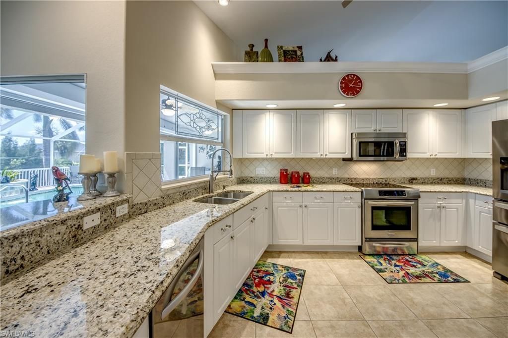 2008 SW 28th Ln, Cape Coral, FL 33914 Photo