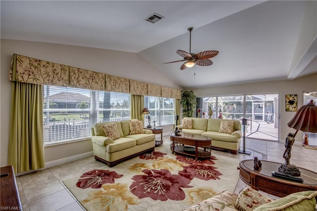 2008 SW 28th Ln, Cape Coral, FL 33914 Photo