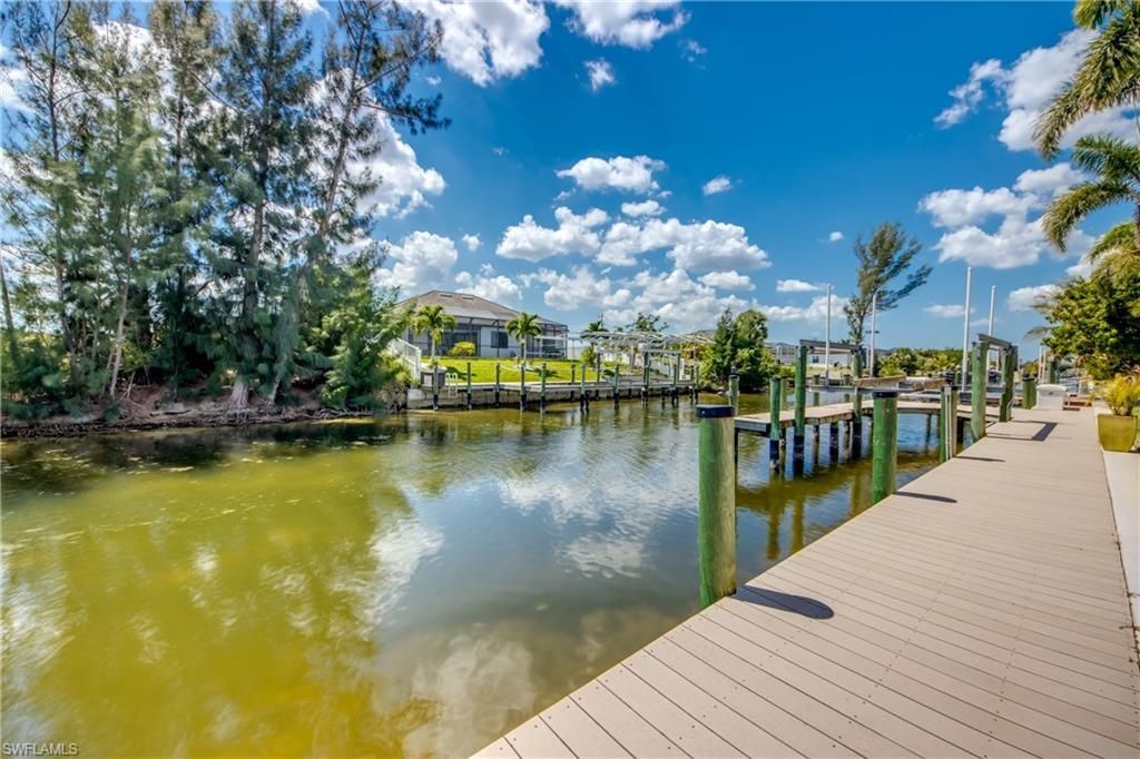 2008 SW 28th Ln, Cape Coral, FL 33914 Photo