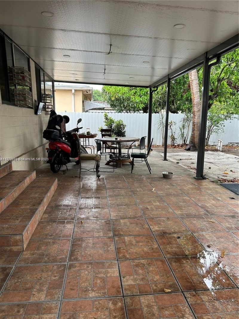 22 E 58th St, Hialeah, FL 33013 Photo