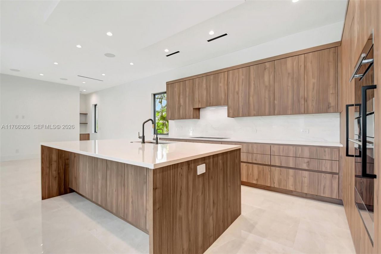 1419 N Lakeside Dr, Lake Worth, FL 33460 Photo