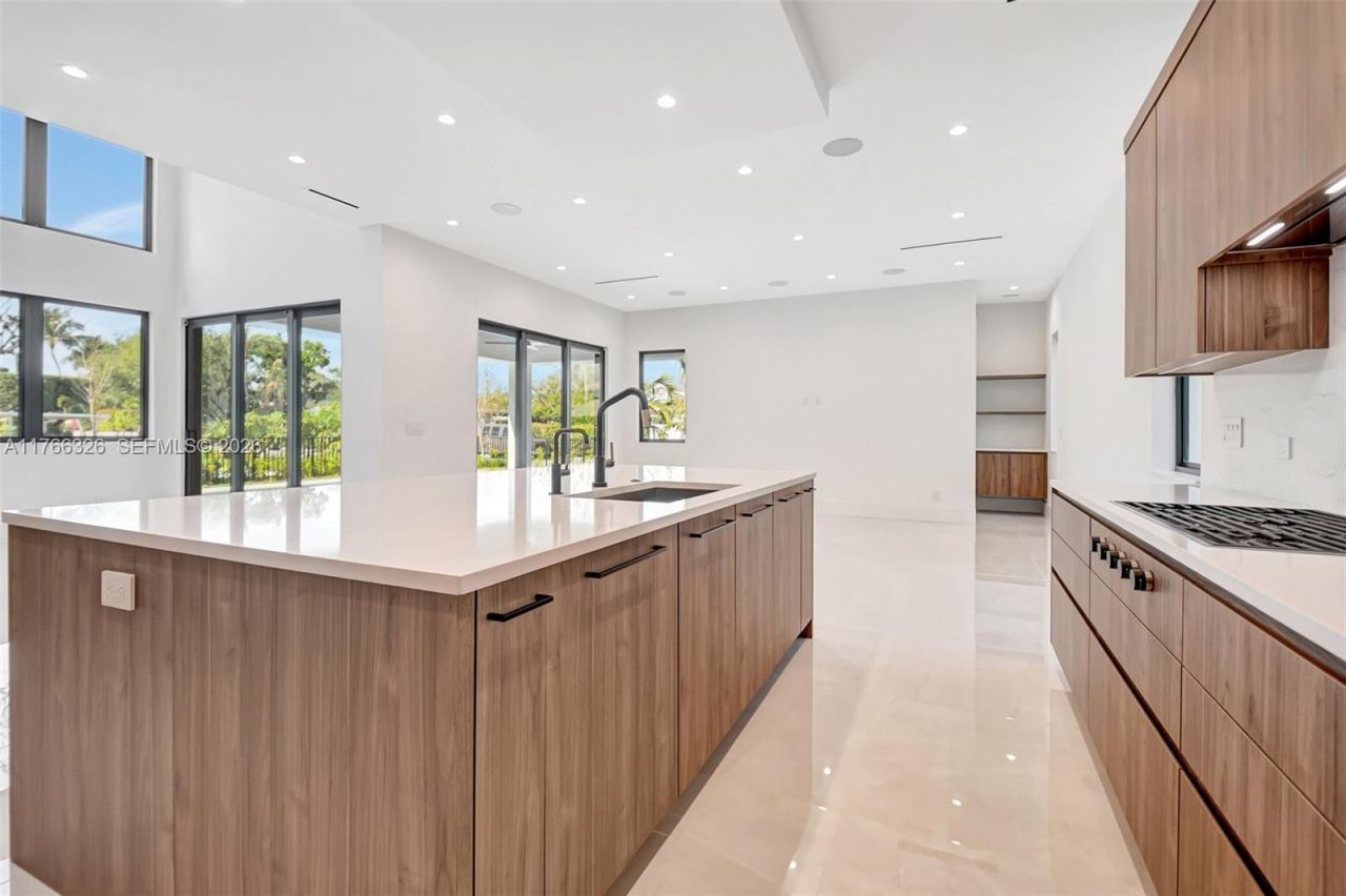 1419 N Lakeside Dr, Lake Worth, FL 33460 Photo