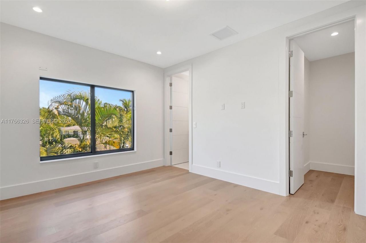 1419 N Lakeside Dr, Lake Worth, FL 33460 Photo