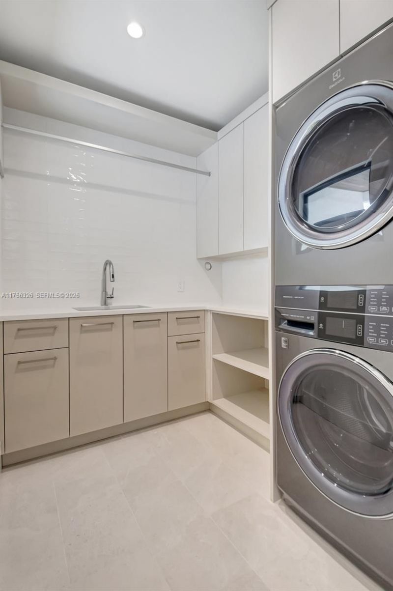 1419 N Lakeside Dr, Lake Worth, FL 33460 Photo