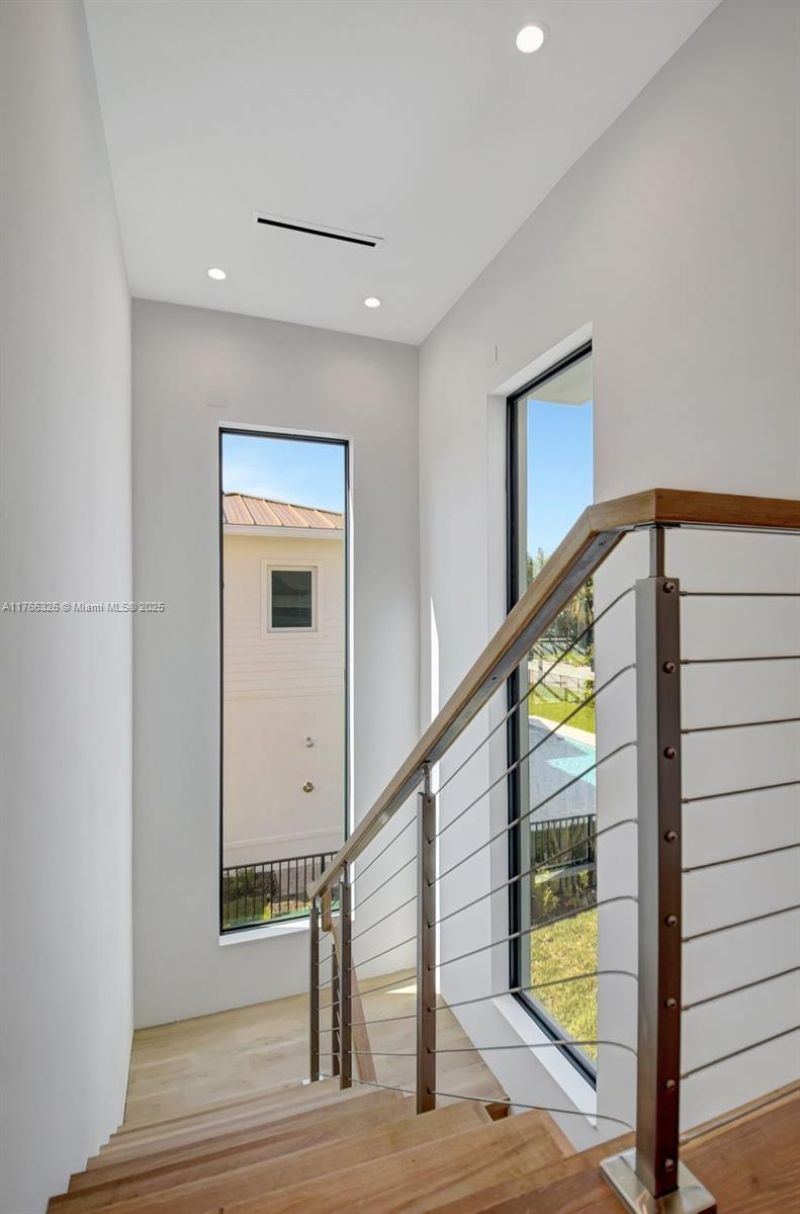 1419 N Lakeside Dr, Lake Worth, FL 33460 Photo