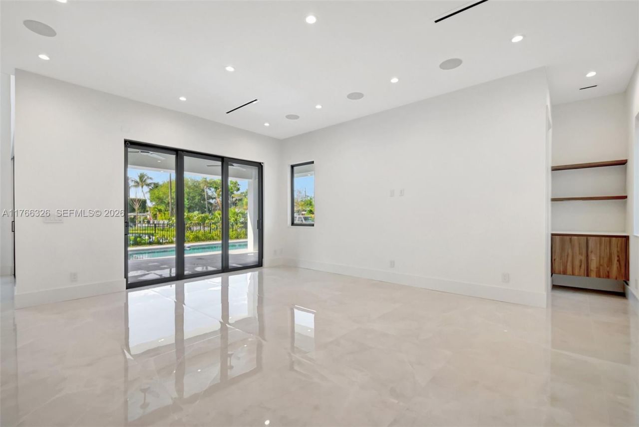 1419 N Lakeside Dr, Lake Worth, FL 33460 Photo