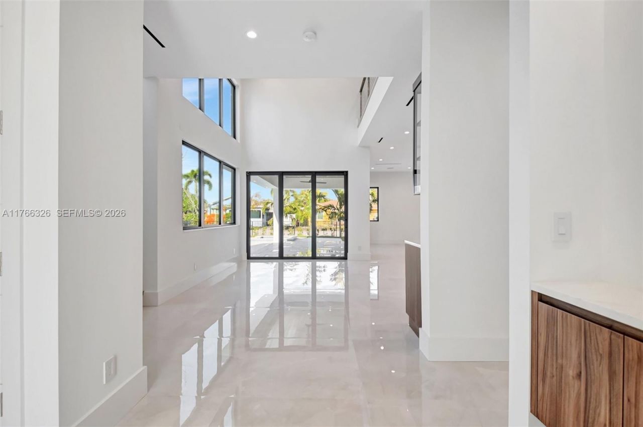 1419 N Lakeside Dr, Lake Worth, FL 33460 Photo