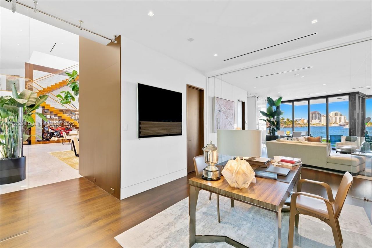 84 Isla Bahia Dr, Fort Lauderdale, FL 33316 Photo