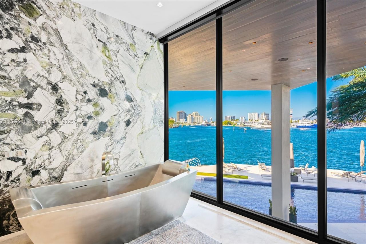 84 Isla Bahia Dr, Fort Lauderdale, FL 33316 Photo