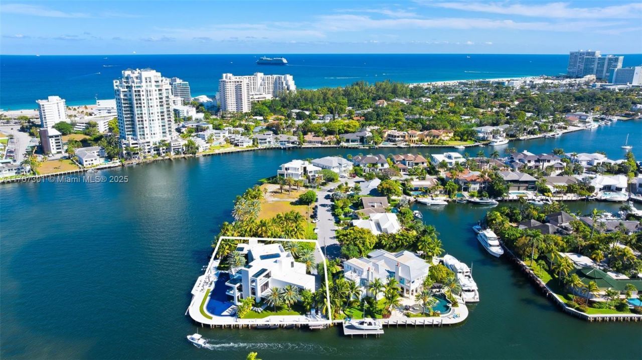 84 Isla Bahia Dr, Fort Lauderdale, FL 33316 Photo