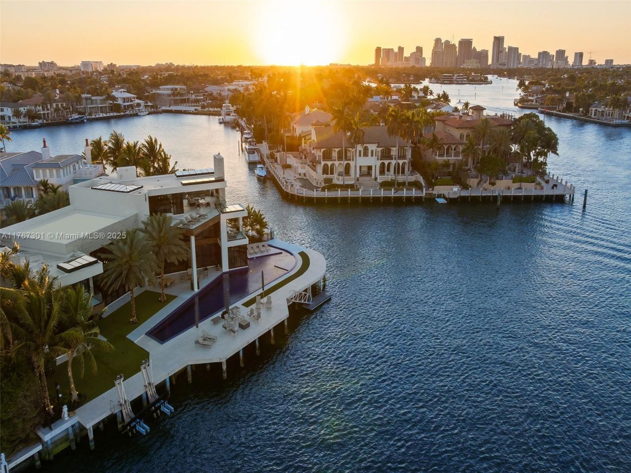 84 Isla Bahia Dr, Fort Lauderdale, FL 33316 Photo