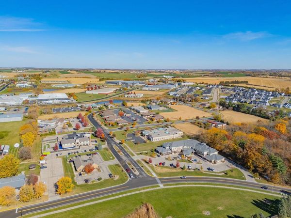 1033 Quinn Drive, Waunakee, WI 53597