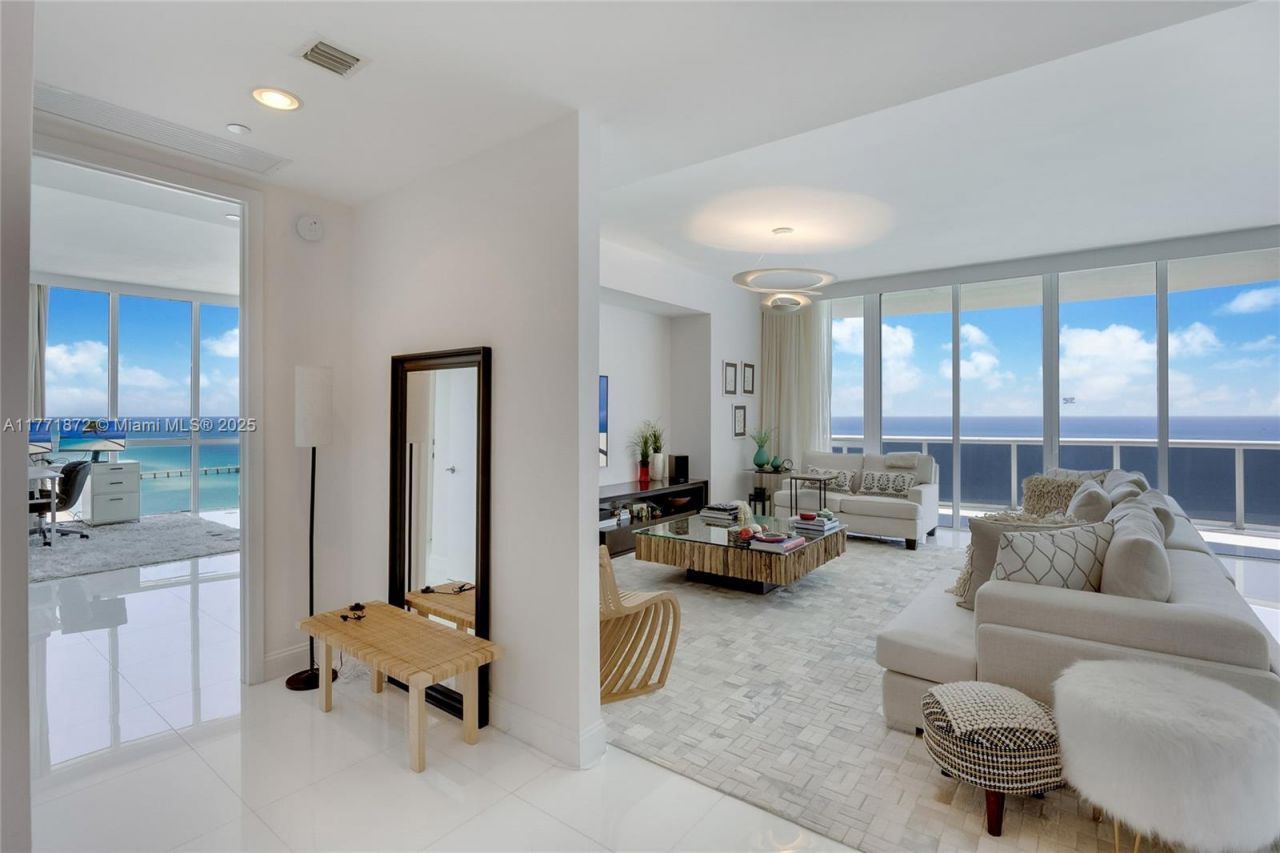 15811 Collins Ave, Unit 2101, Sunny Isles Beach, FL 33160 Photo