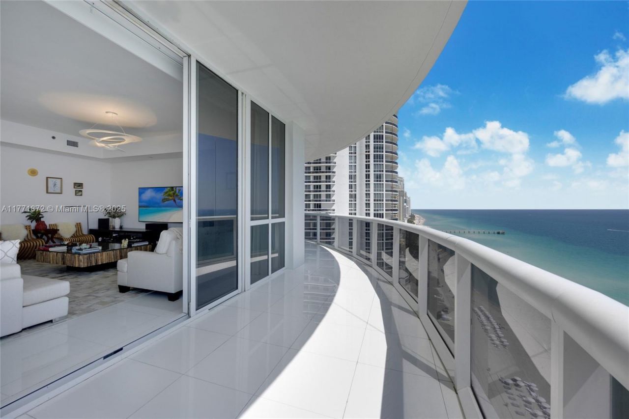 15811 Collins Ave, Unit 2101, Sunny Isles Beach, FL 33160 Photo