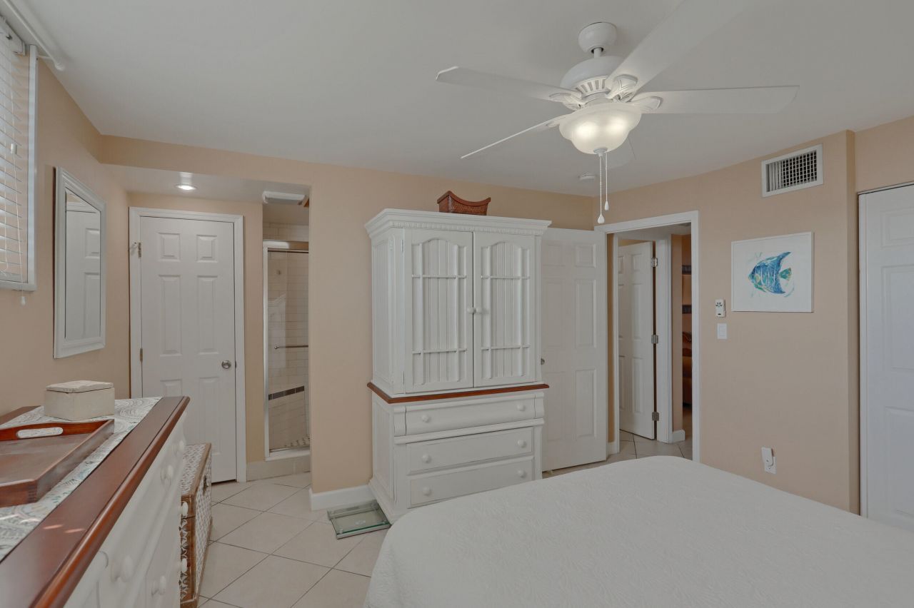 109 Paradise Harbour Boulevard, Unit 508, North Palm Beach, FL 33408 Photo