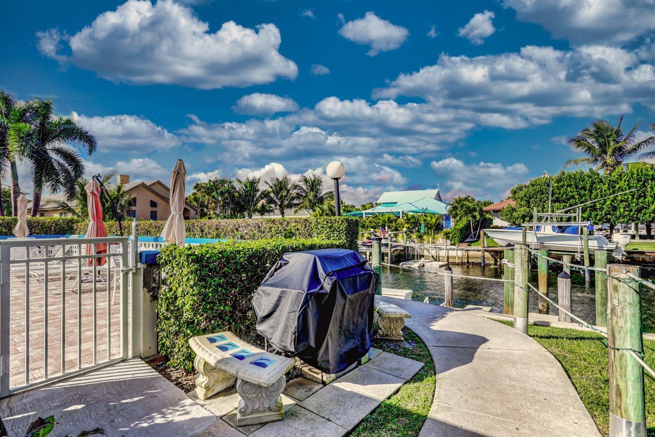 109 Paradise Harbour Boulevard, Unit 508, North Palm Beach, FL 33408 Photo
