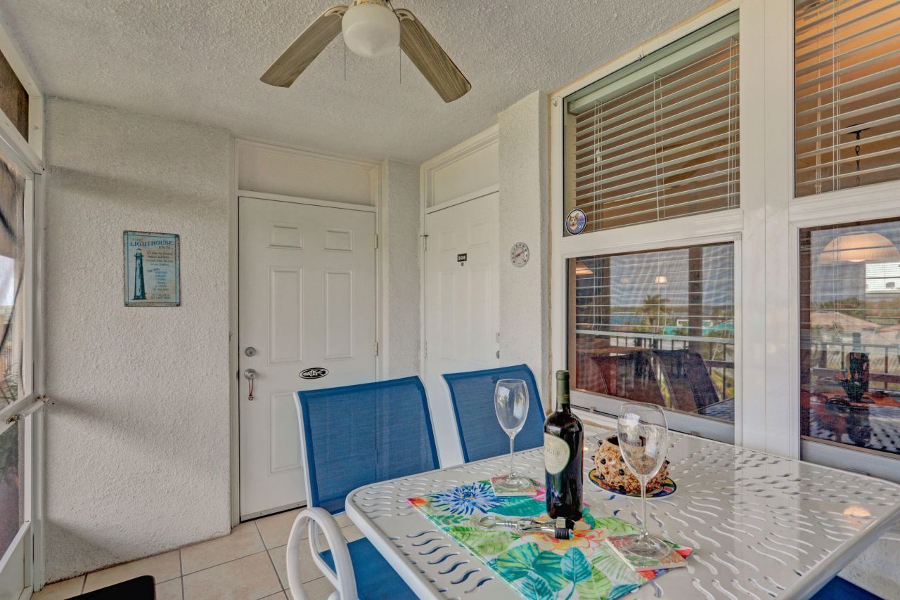 109 Paradise Harbour Boulevard, Unit 508, North Palm Beach, FL 33408 Photo