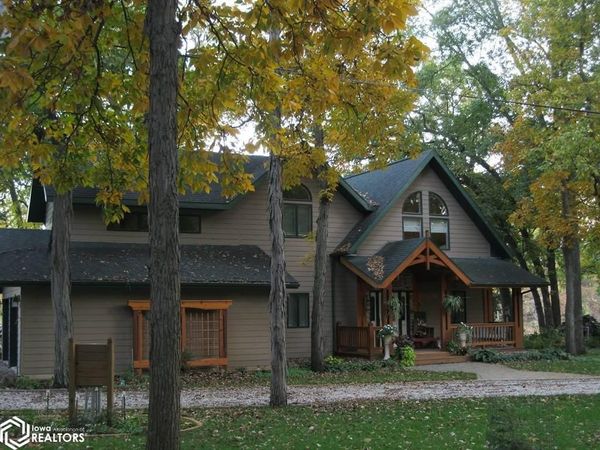 60 Country Club Drive, Humboldt, IA 50548