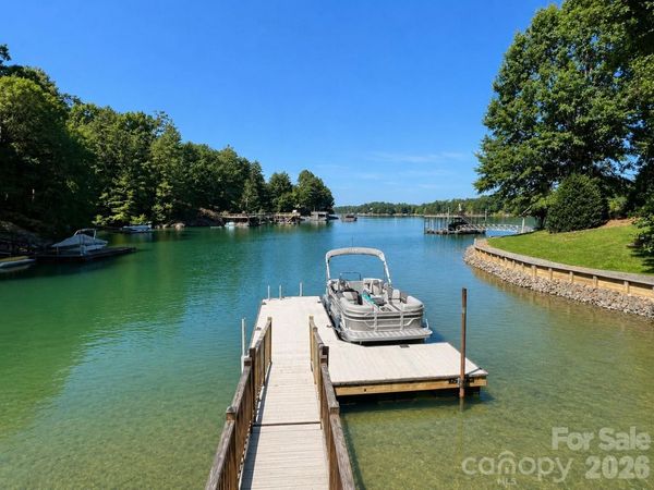 1600 Lillians Point Court, Morganton, NC 28655