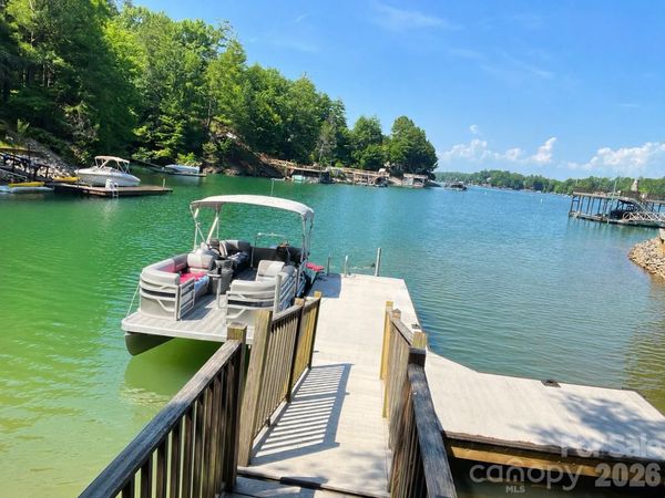 1600 Lillians Point Court, Morganton, NC 28655
