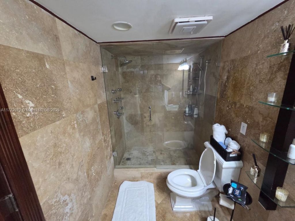 16699 Collins Ave, Unit 603, Sunny Isles Beach, FL 33160 Photo