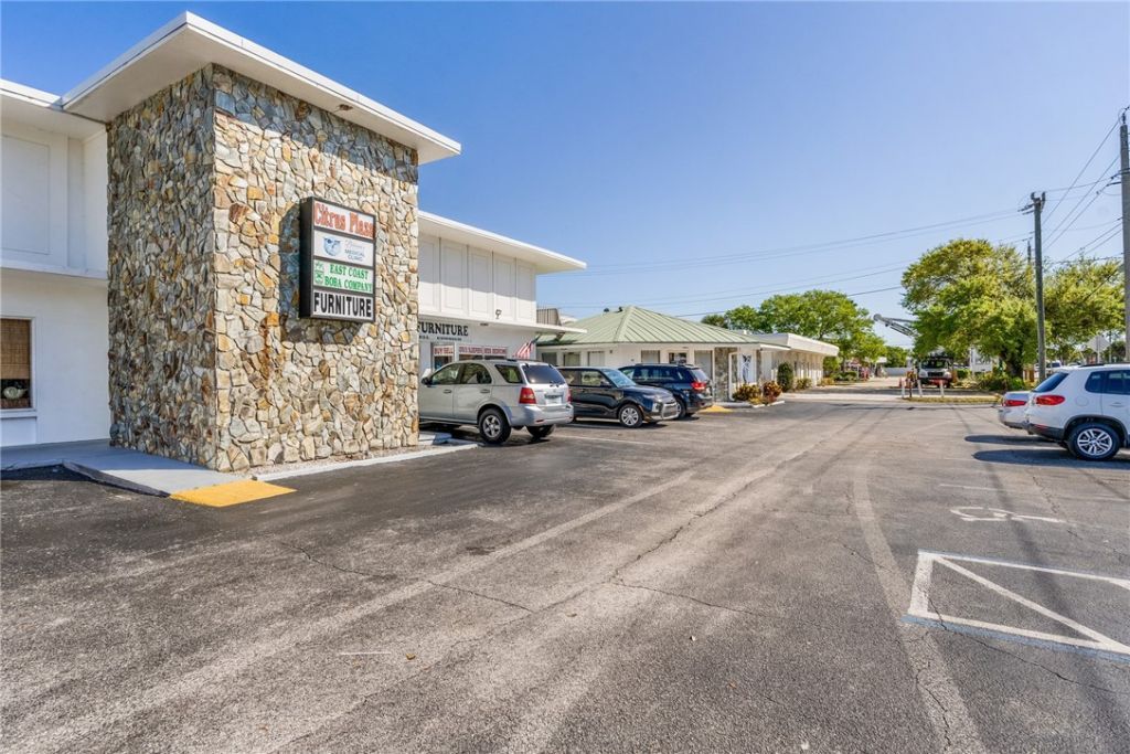 1615 14th Avenue, Vero Beach, FL 32960 Photo