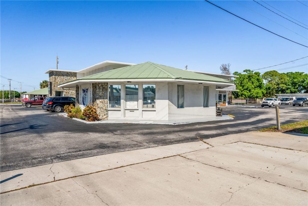 1615 14th Avenue, Vero Beach, FL 32960 Photo