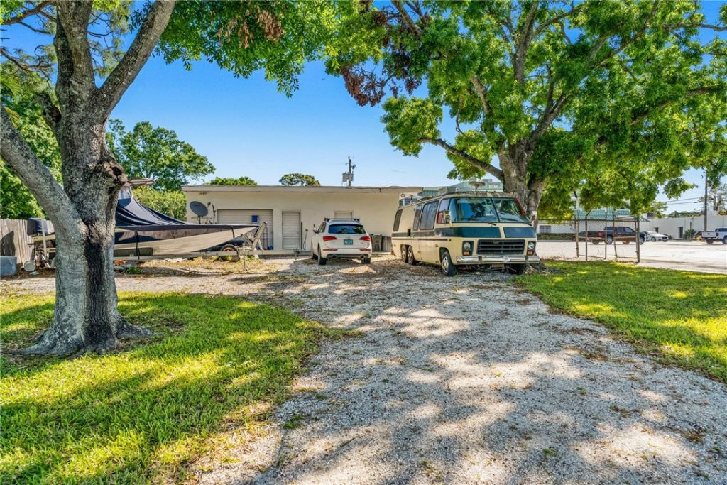 1615 14th Avenue, Vero Beach, FL 32960 Photo