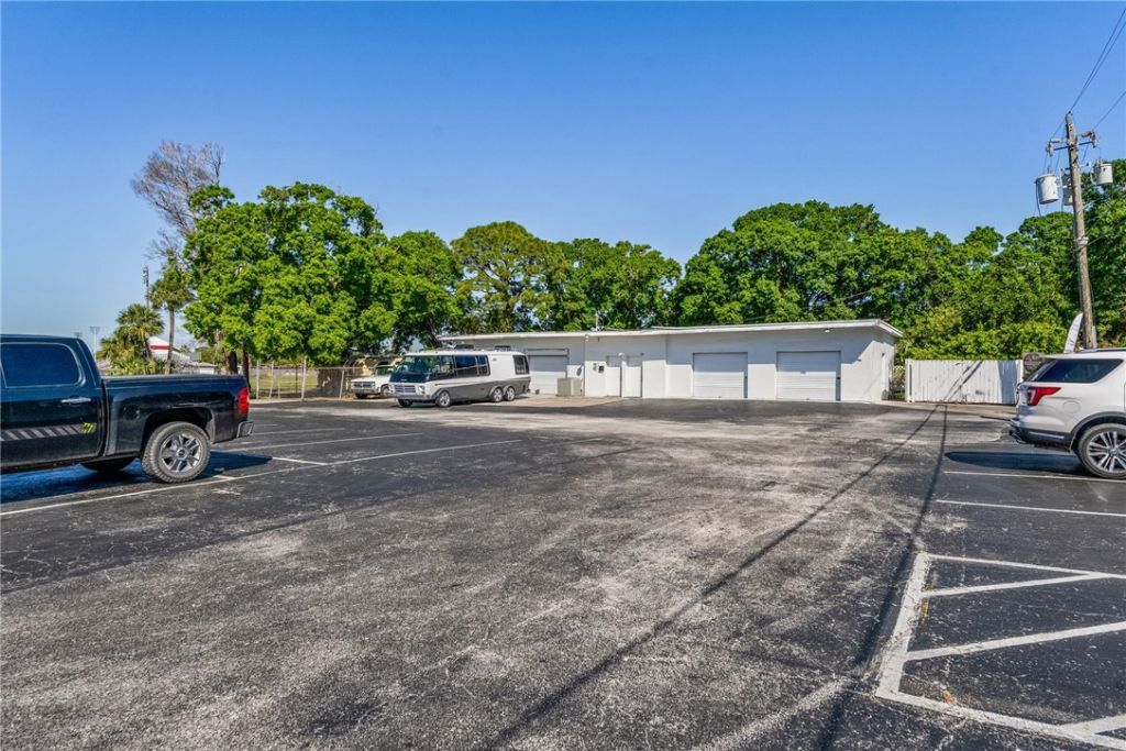 1615 14th Avenue, Vero Beach, FL 32960 Photo