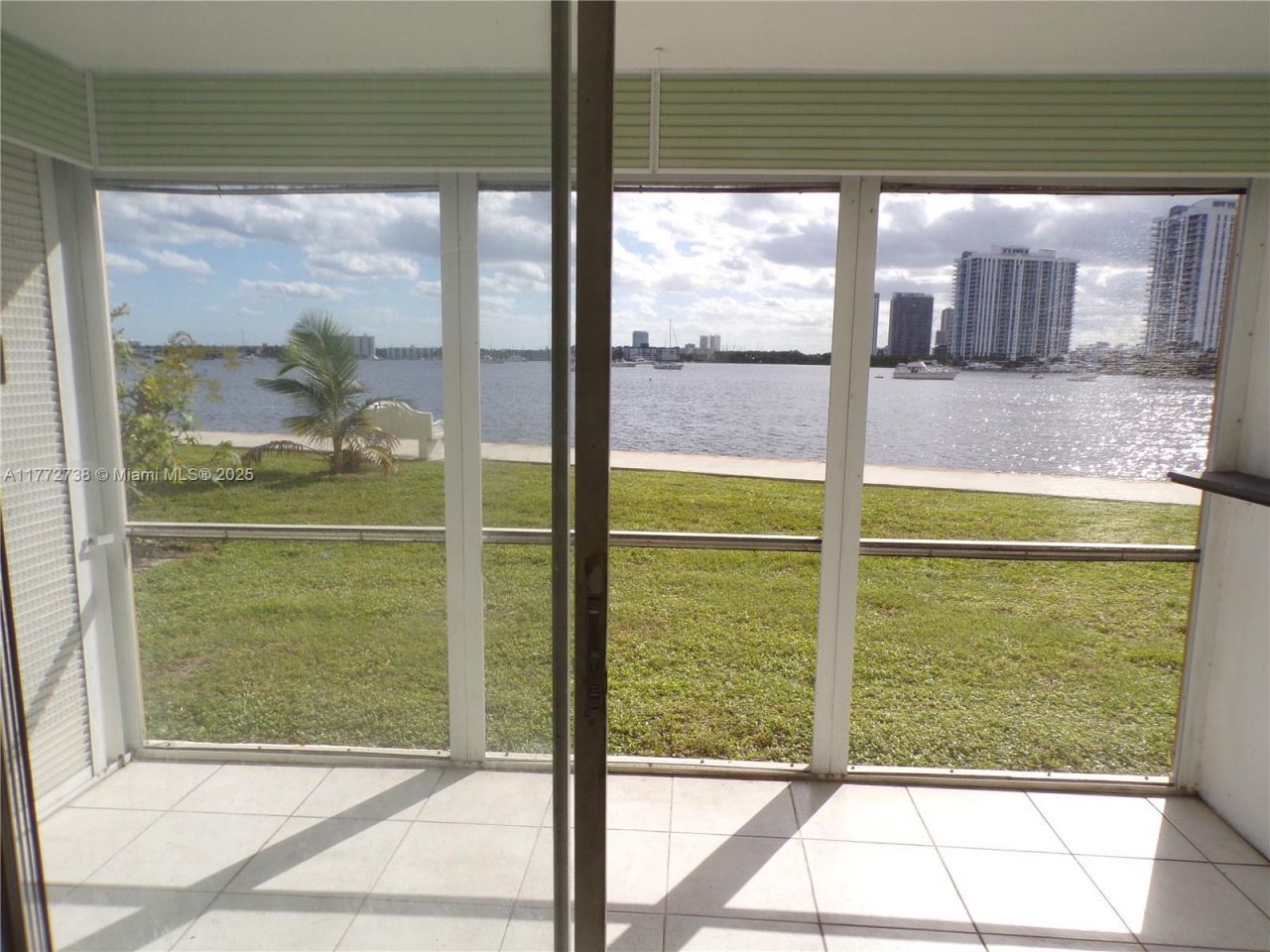 2920 Point East Dr, Unit N111, Aventura, FL 33160 Photo